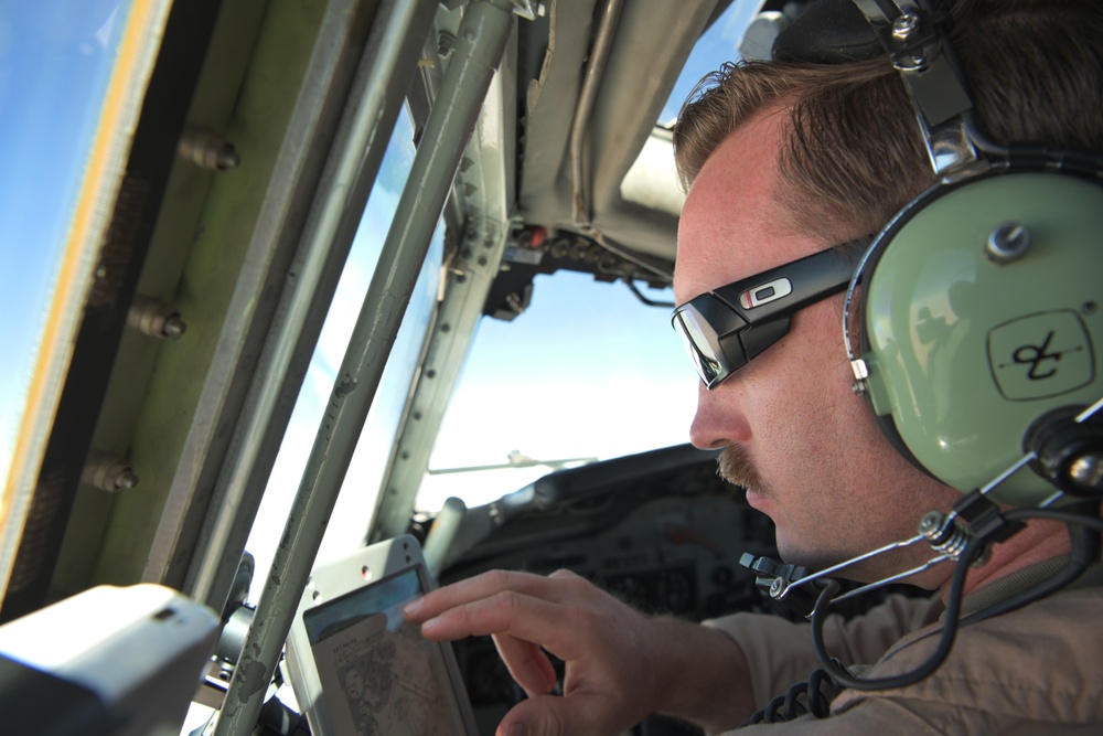 E-3 Sentry crew participates in Desert Mirage exercise