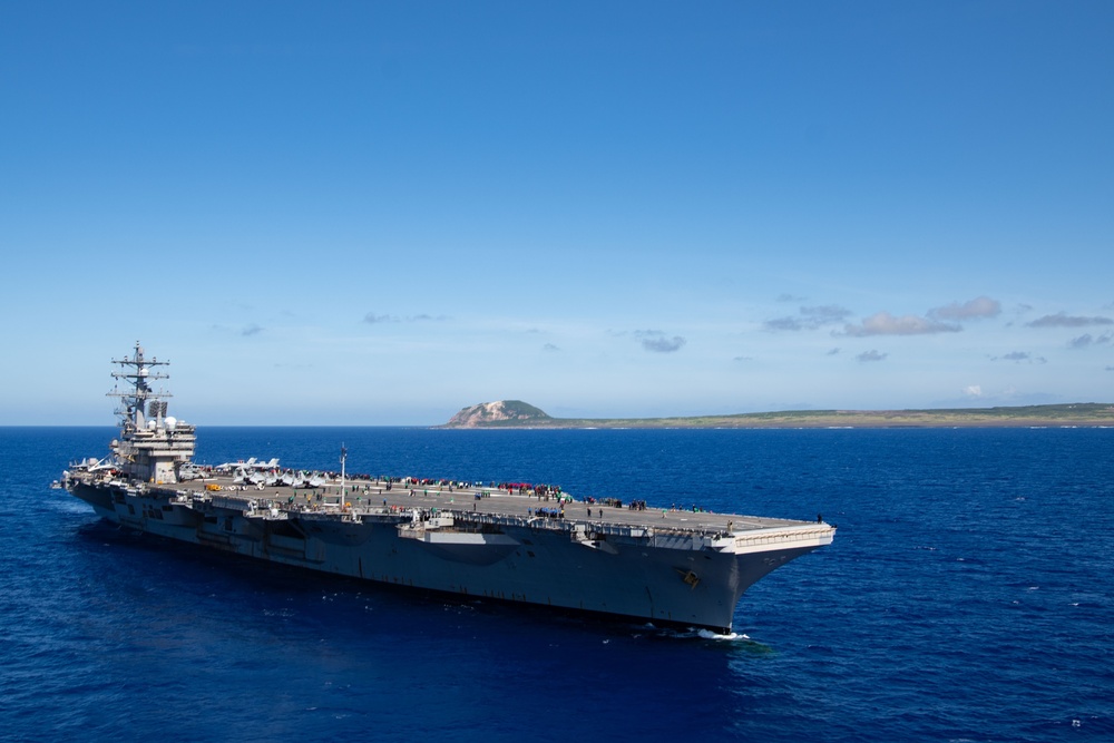 USS Ronald Reagan (CVN 76) Photo Exercise