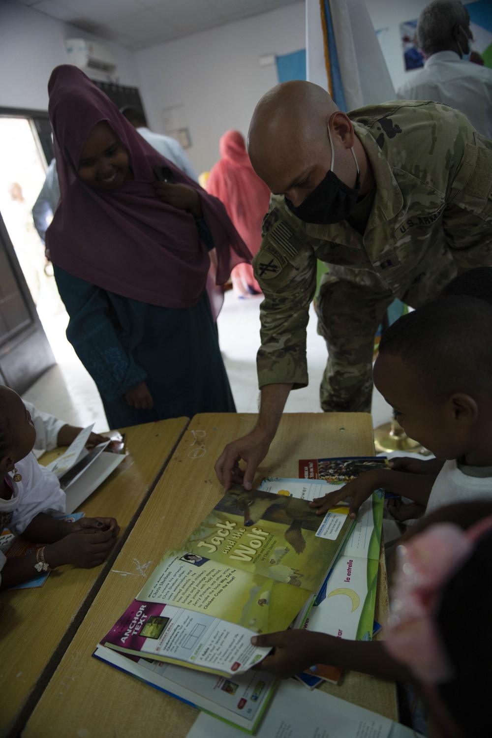 Soldiers promote education, build relations in Djibouti