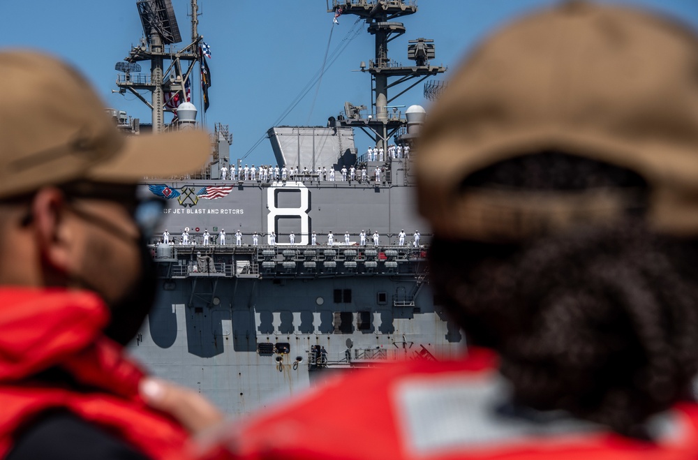 USS Makin Island Returns From Deployment