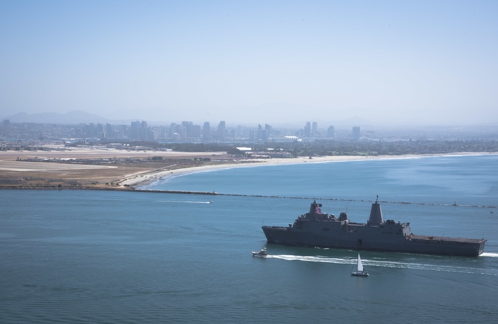 USS Somerset (LPD 25) Returns