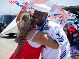 USS Somerset returns to San Diego