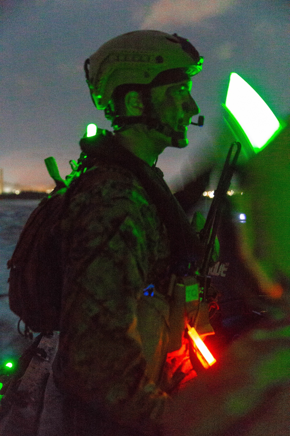 Boat Company Conducts Amphibious Night Raid Rehearsals