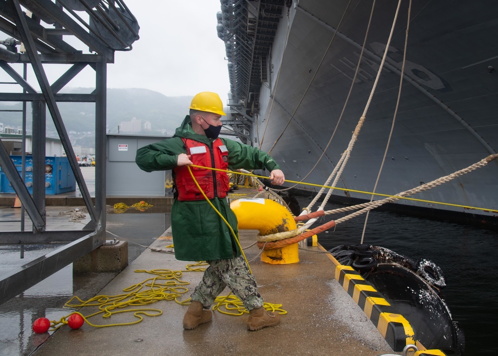 CFAS Port Ops Conducting Line Handling