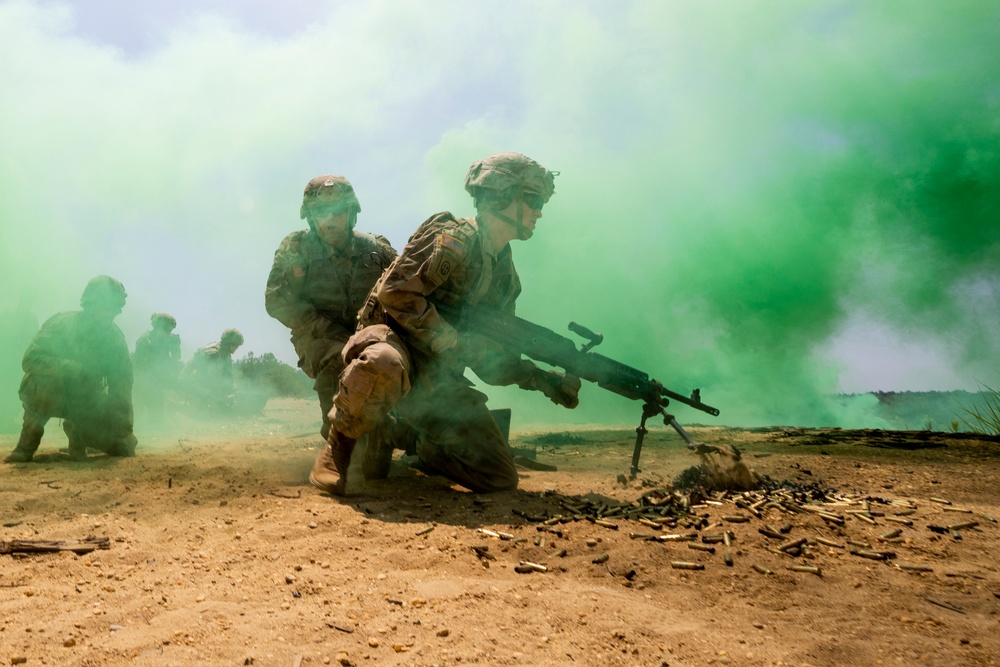 Live fire training during Infantry Advanced Leaders Course