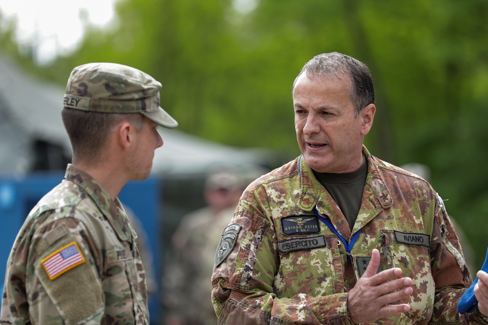 Distinguished Visitors visit the 1-131st Assault Helicopter Battalion during DEFENDER-Europe 21