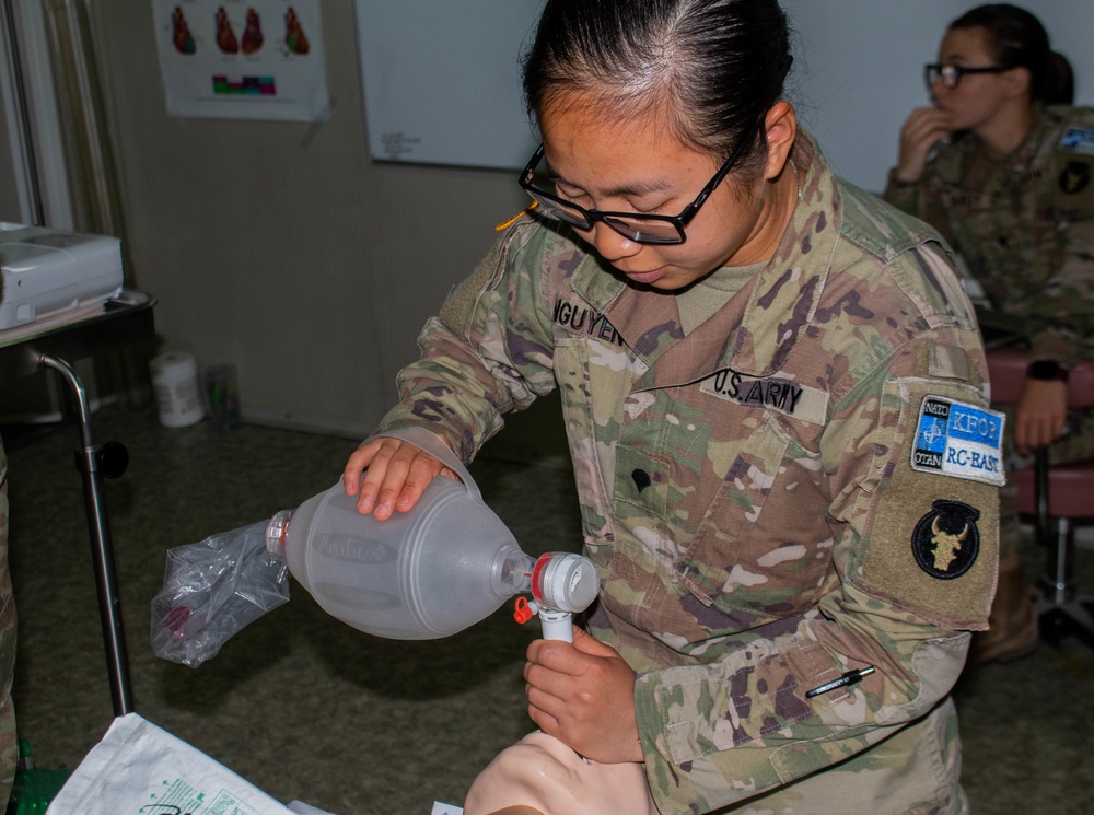 KFOR medics conduct airway management training