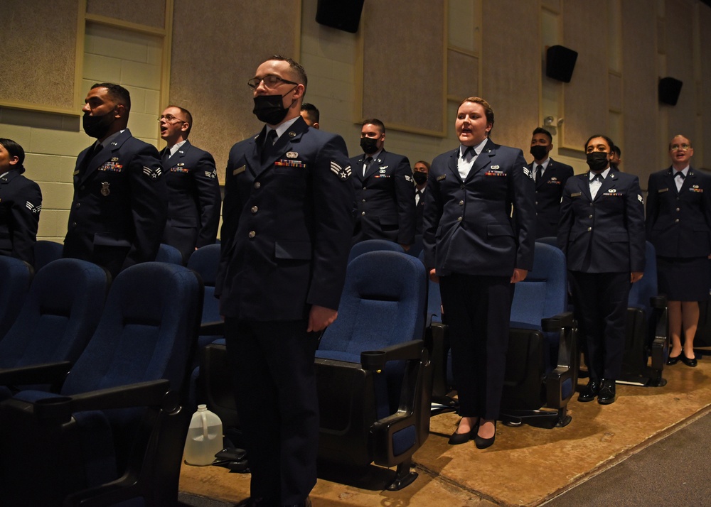 ALS Class 21-D Graduates