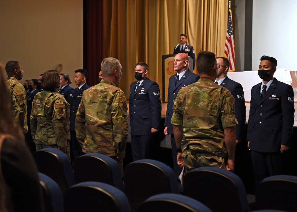 ALS Class 21-D Graduates