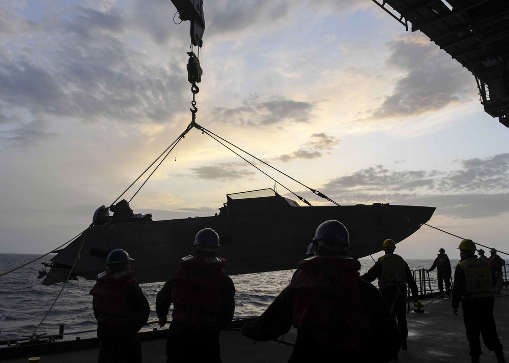 USS Hershel &quot;Woody&quot; Williams small boat operations