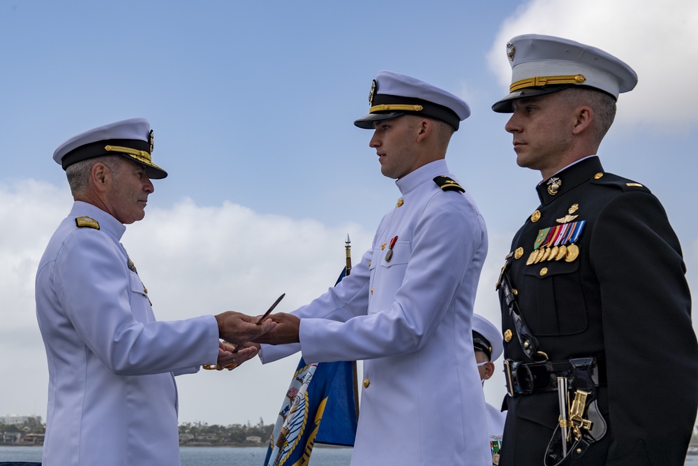 Vice Adm. Kitchener Commissions Newest NROTC San Diego Graduates