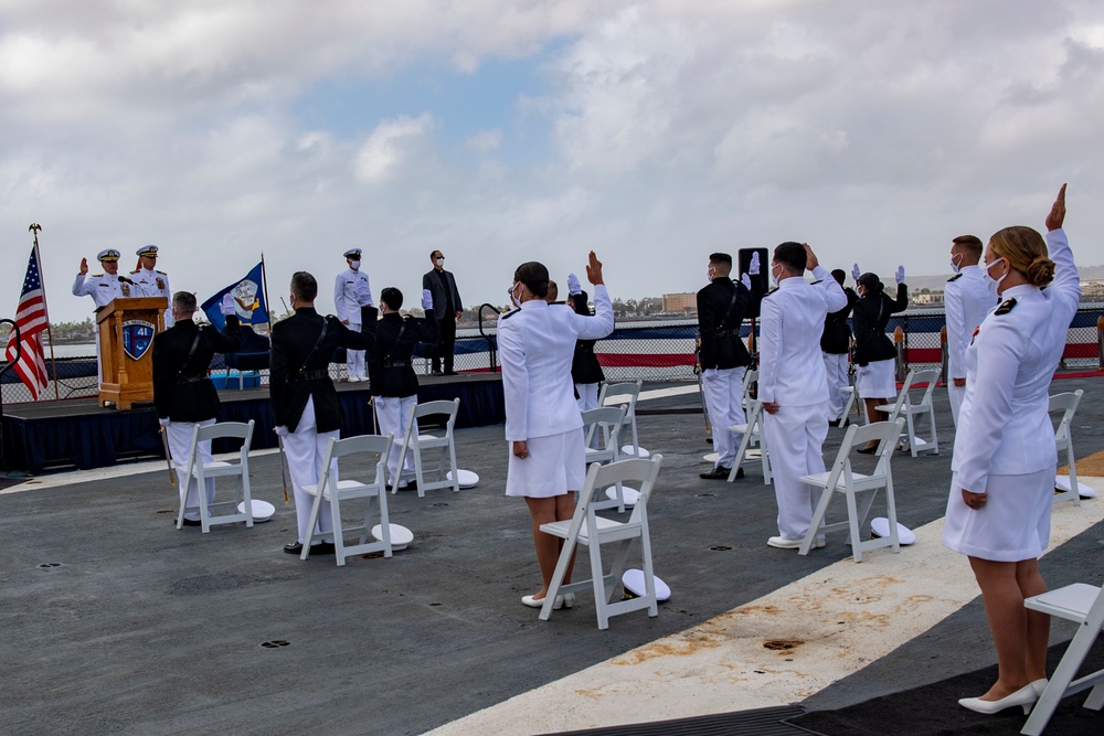 Vice Adm. Kitchener Commissions Newest NROTC San Diego Graduates