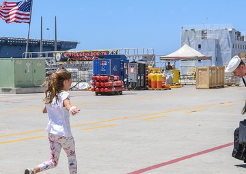 USS Somerset Returns San Diego