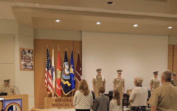 Naval Medical Research Unit San Antonio Change of Command