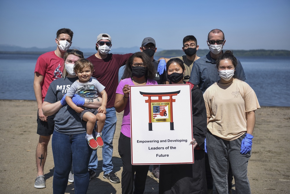 Misawa 5/6 Warrior’s Beach Clean Up