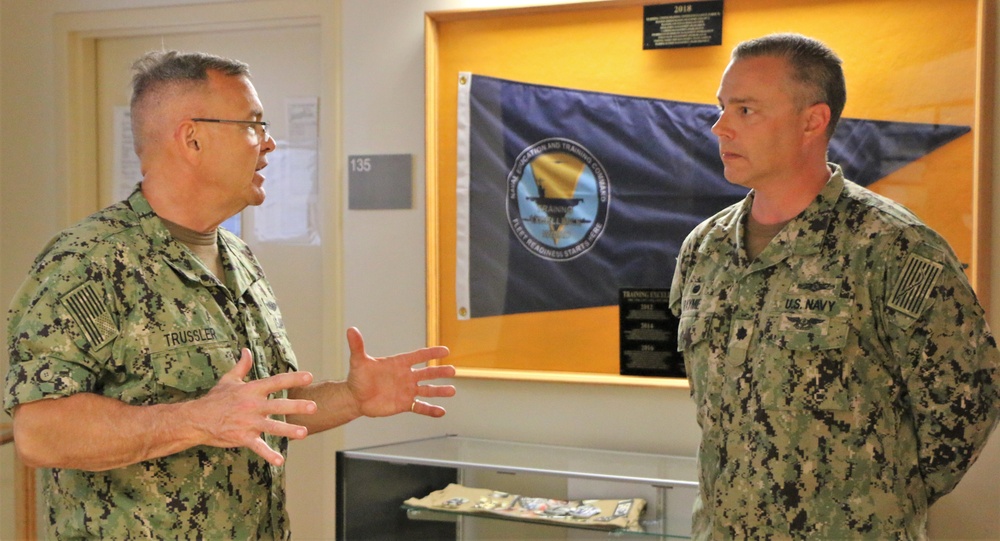 Vice Adm. Jeffrey Trussler Visits IWTC San Diego