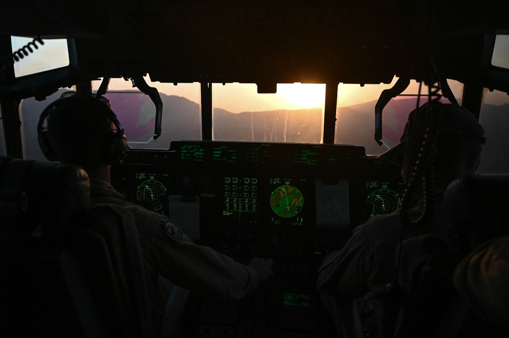 USMC VMGR-234 Executes Aerial Refueling Operation with French Mirage Fighters