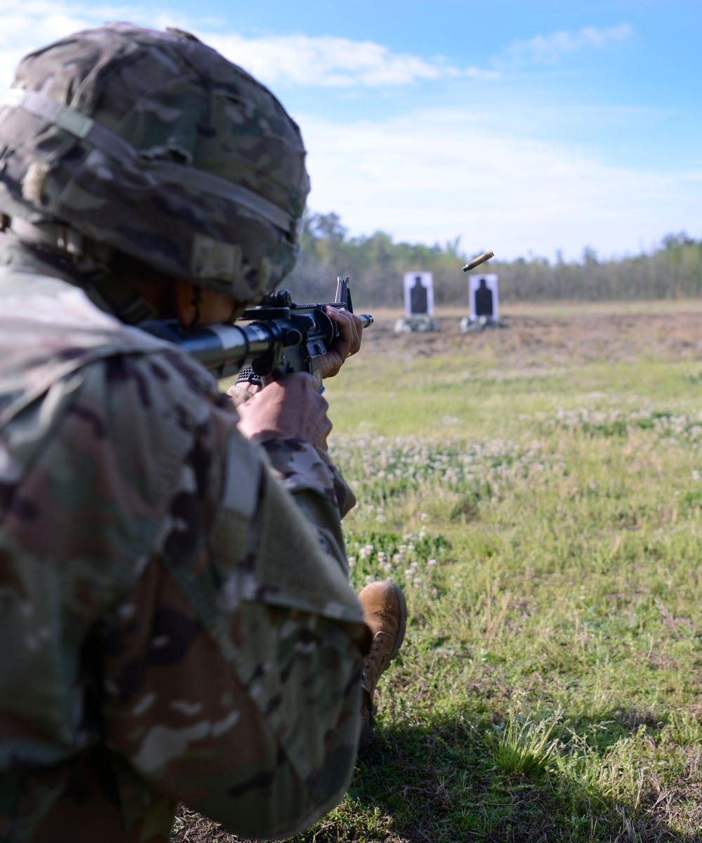 USAJFKSWCS Soldiers Compete in Commander's Cup