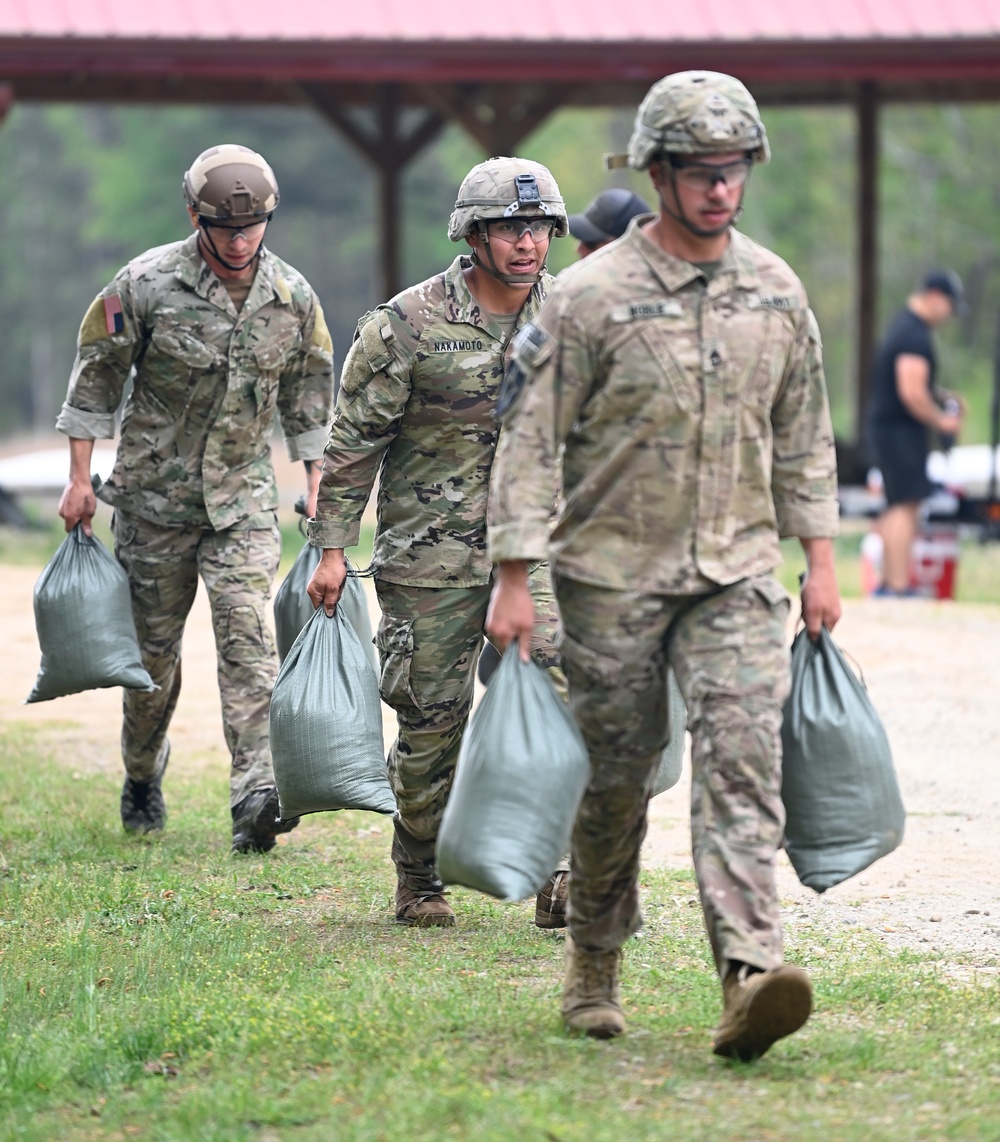 USAJFKSWCS Soldiers Compete in Commander's Cup