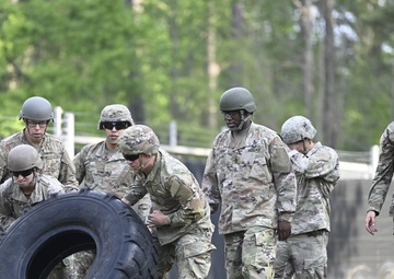 USAJFKSWCS Soldiers Compete in Commander's Cup