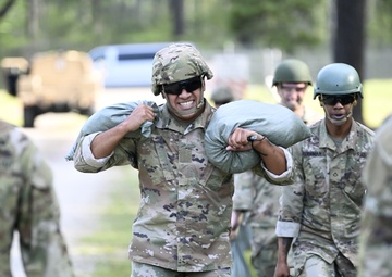 USAJFKSWCS Soldiers Compete in Commander's Cup