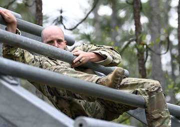 USAJFKSWCS Soldiers Compete in Commander's Cup