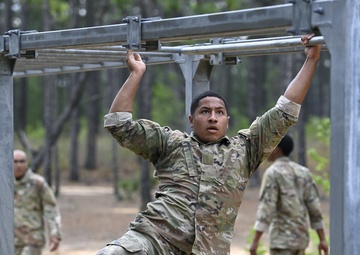 USAJFKSWCS Soldiers Compete in Commander's Cup