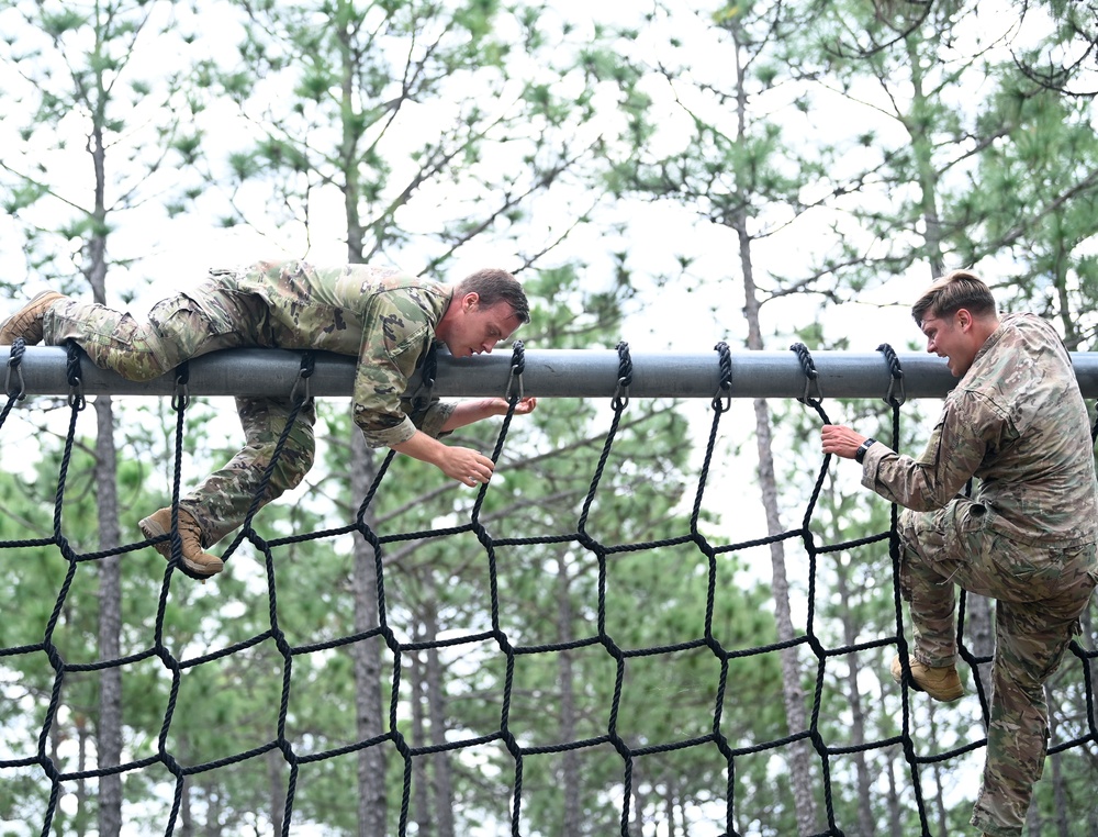 USAJFKSWCS Soldiers Compete in Commander's Cup