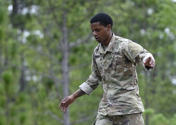 USAJFKSWCS Soldiers Compete in Commander's Cup