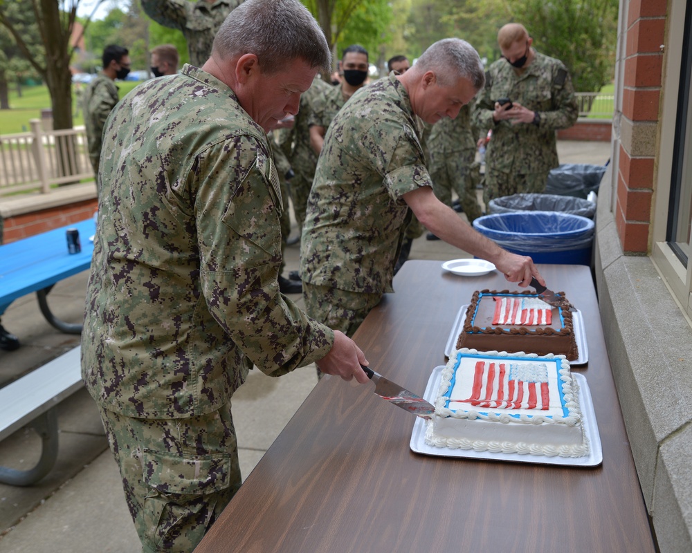 Submarine Learning Center Leadership Visits Submarine Accession Students at Training Support Center Great Lakes