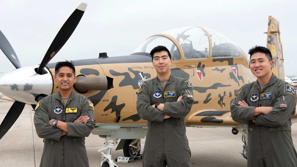 Pilots Celebrate AAPI