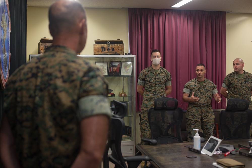 Sgt Maj. Woods visits the Sgts Maj. of the 31st MEU