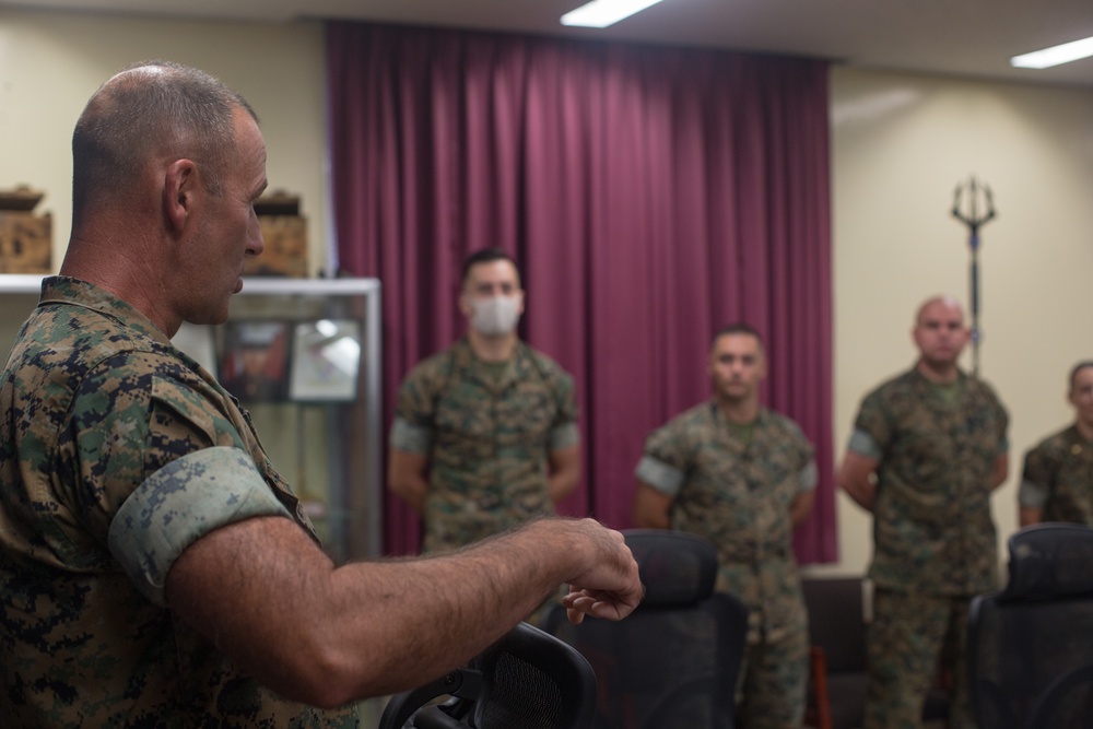 Sgt Maj. Woods visits the Sgts Maj. of the 31st MEU