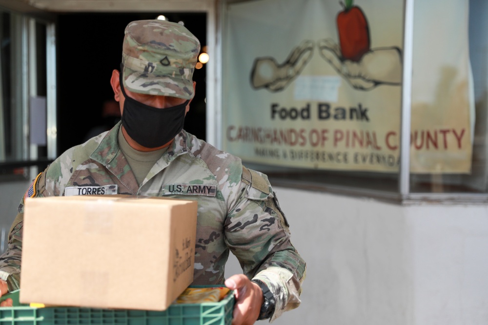 AZNG service members support Casa Grande food bank