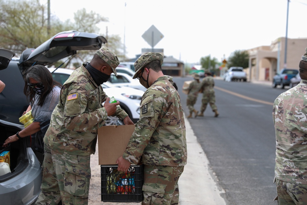 AZNG service members support Casa Grande food bank