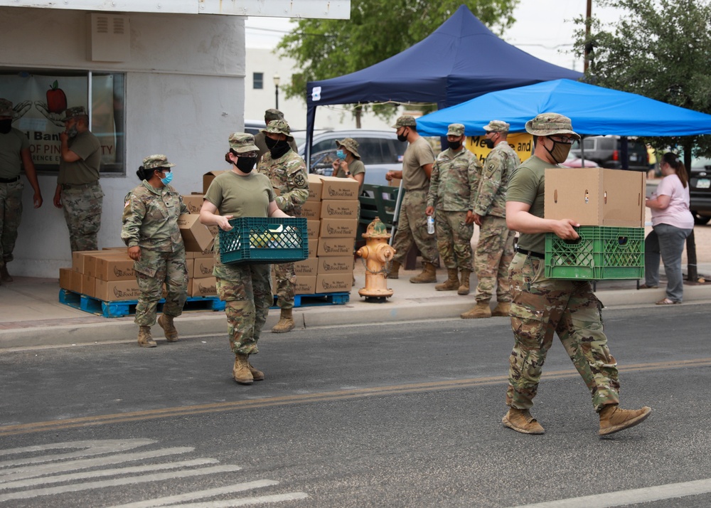 AZNG service members support Casa Grande food bank