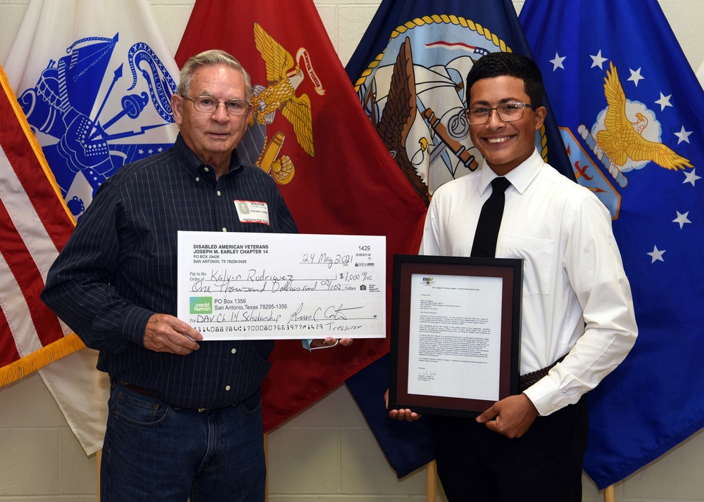 America’s Navy awards $360K in Scholarships to San Antonio Twins