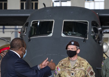USAF Combat Aviation Advisors showcase C-145 to President Kenyatta