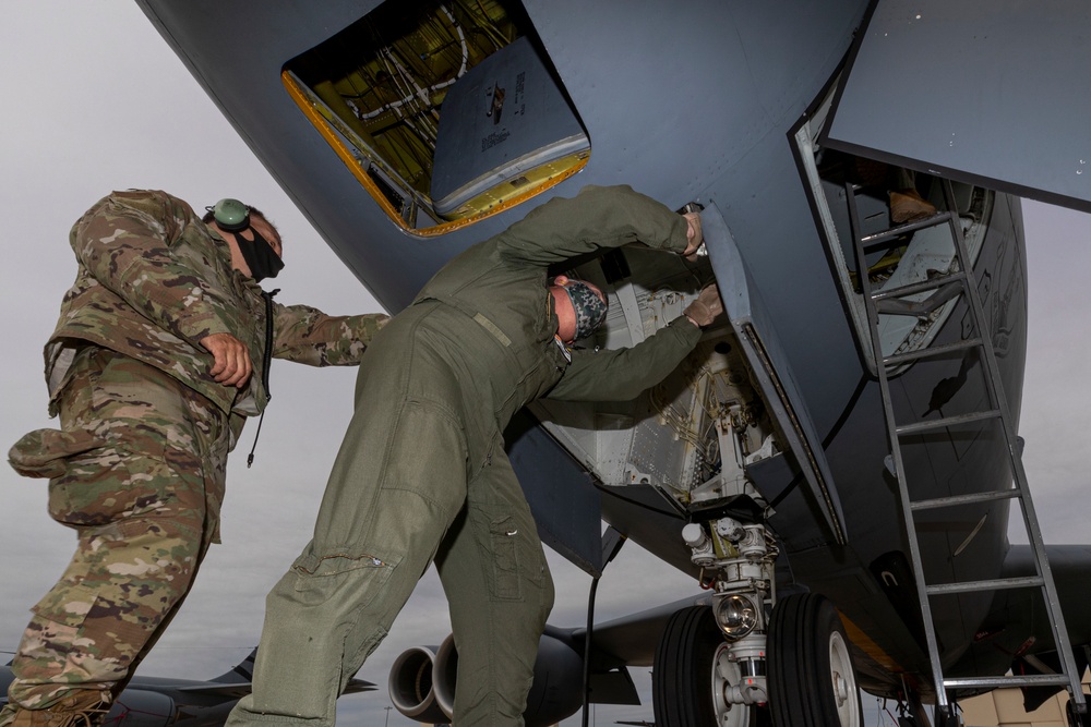 KC-135 Pre-Flight checks