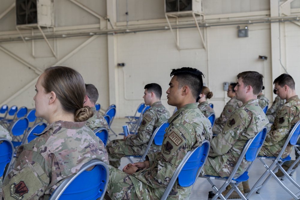 347th Rescue Group changes command