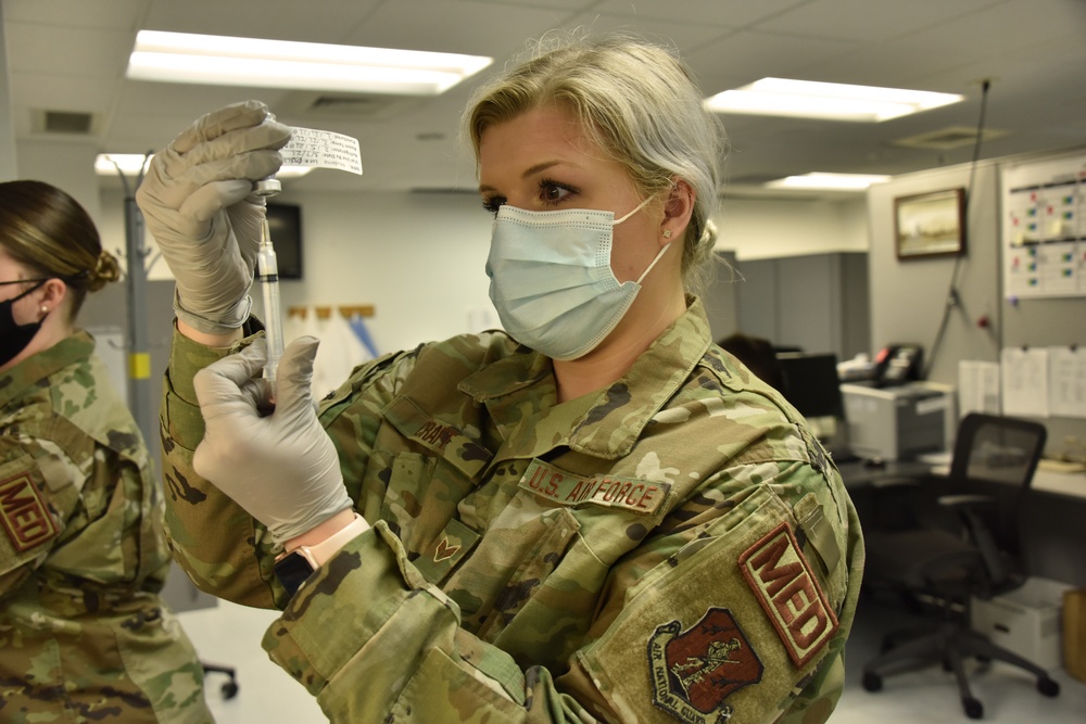 184th Med Group vaccinates Army National Guard Soldiers