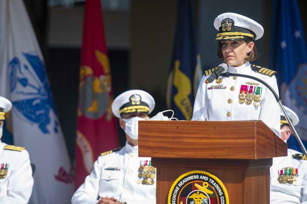 Capt. Kim Davis Takes Command of NMRTC San Diego