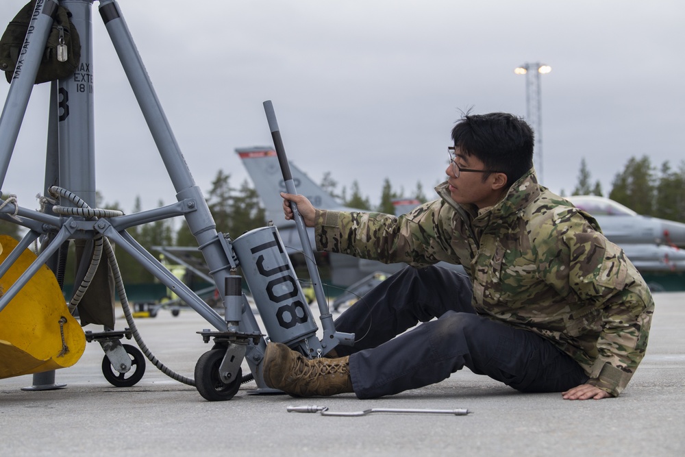 52nd FW maintainers prepare for ACE 2021