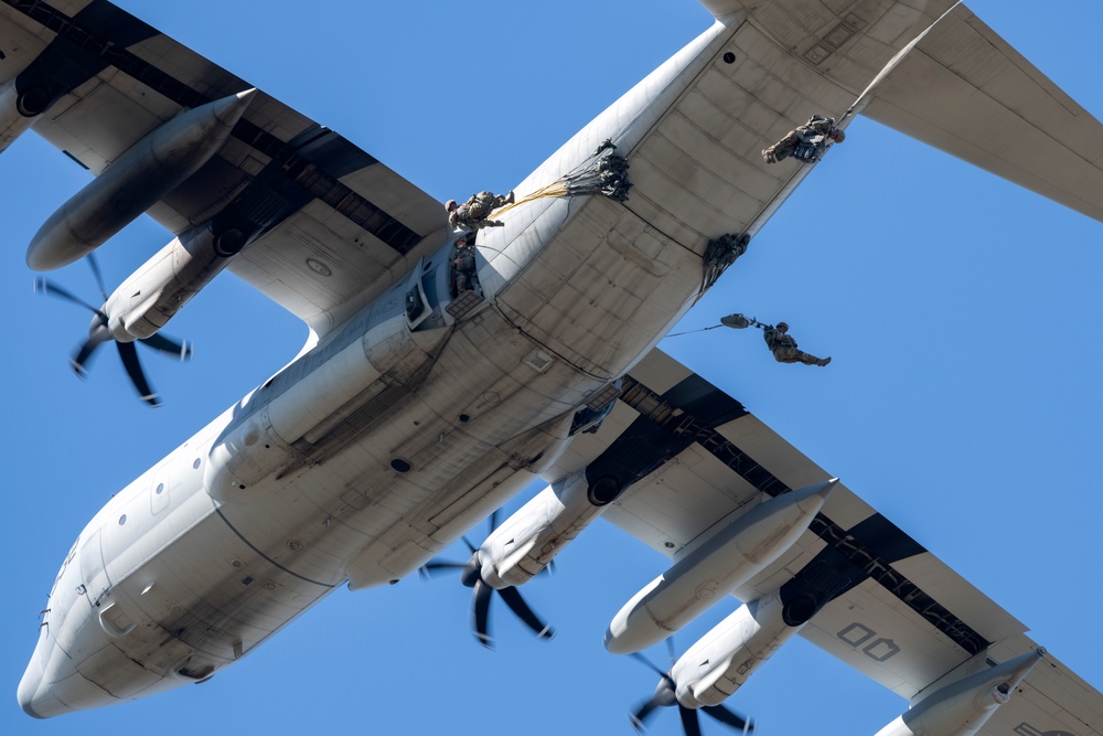 Airmen, Marines, Soldiers conduct joint airborne training at JBER