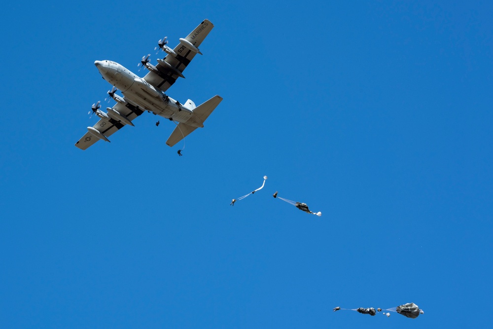 Airmen, Marines, Soldiers conduct joint airborne training at JBER