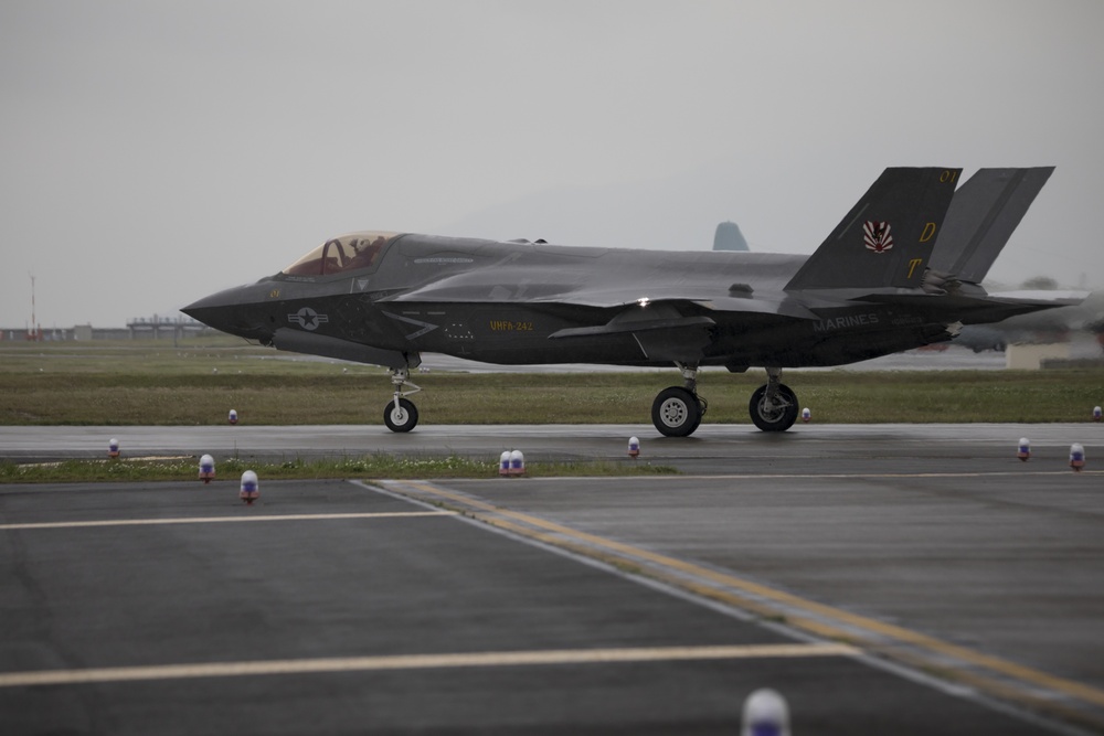 5th ANGLICO: Close Air Support training on MCAS Iwakuni