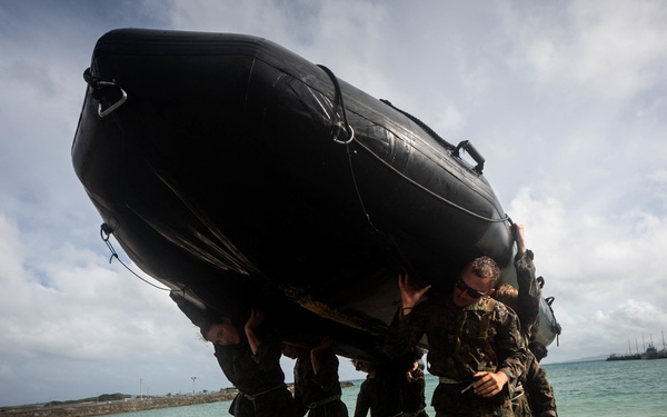 3/3 conducts small boat tactics with EOTG