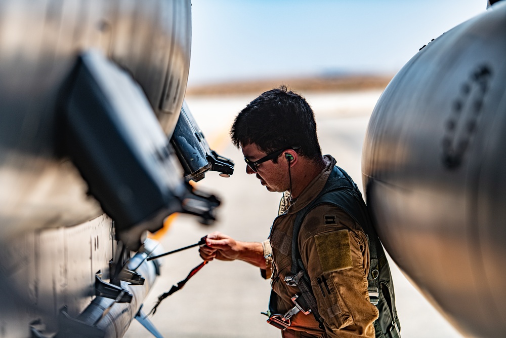 F-15E Strike Eagle Operators Chalk, Fuel and Check Their Jets