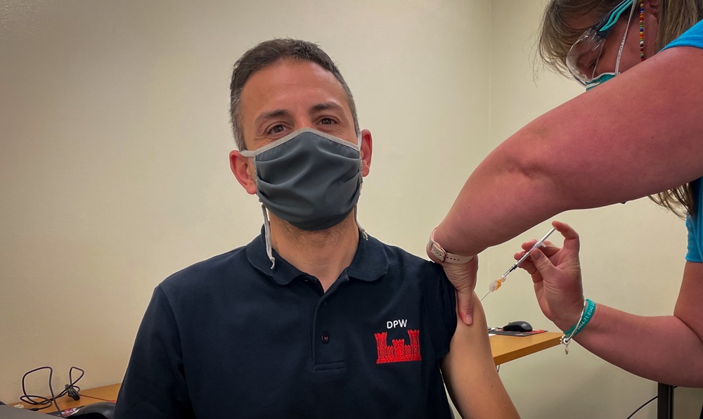 Italian employees at USAG Italy get COVID-19 vaccine