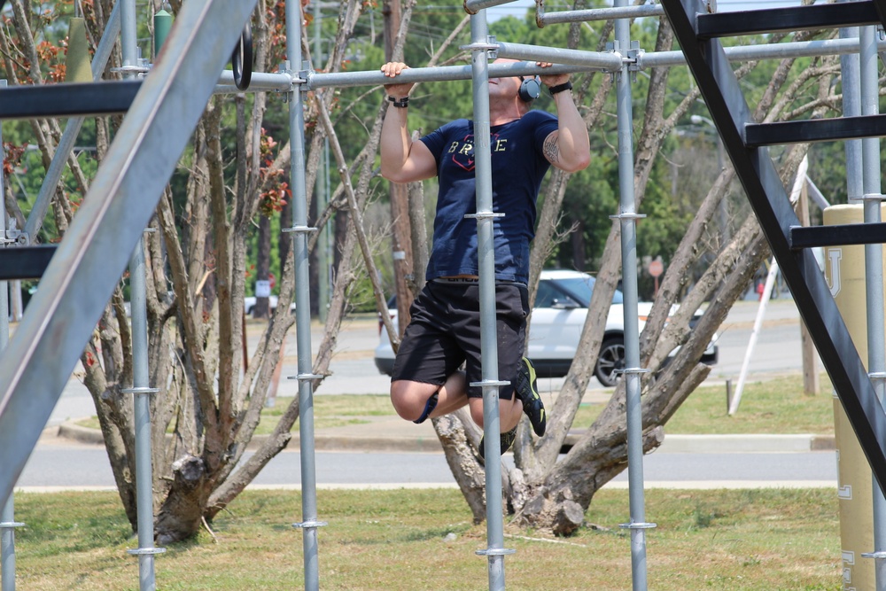 U.S. Army Soldiers compete in MURPH Competition